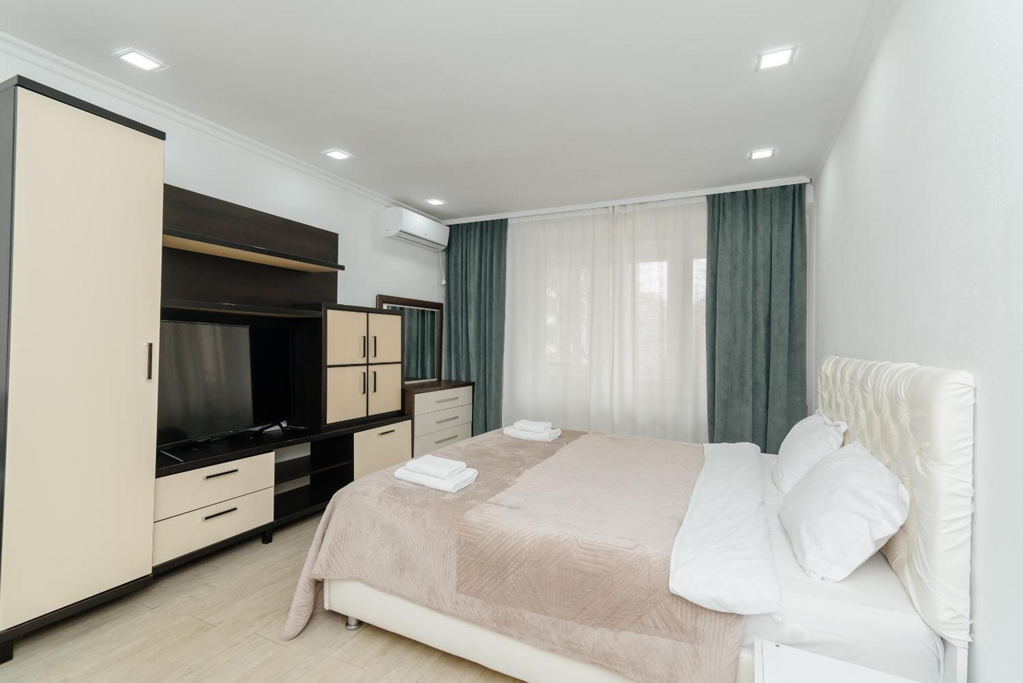 Ferienwohnung Ultra Centr Chisinau Luxrent Exterior foto