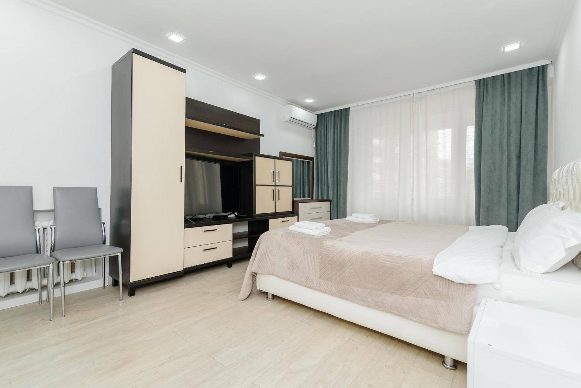 Ferienwohnung Ultra Centr Chisinau Luxrent Exterior foto